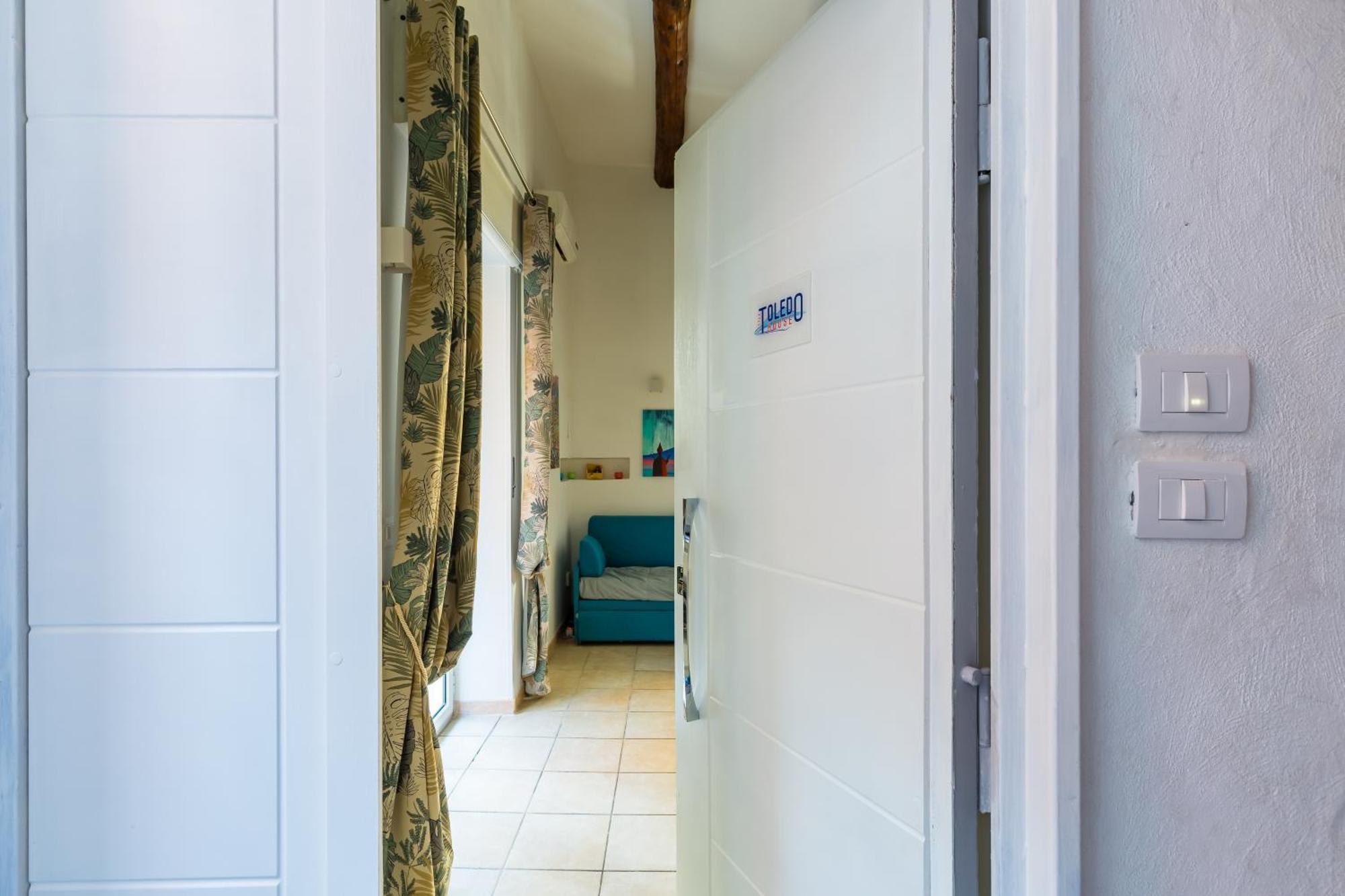 Toledo House Apartments Наполи Екстериор снимка